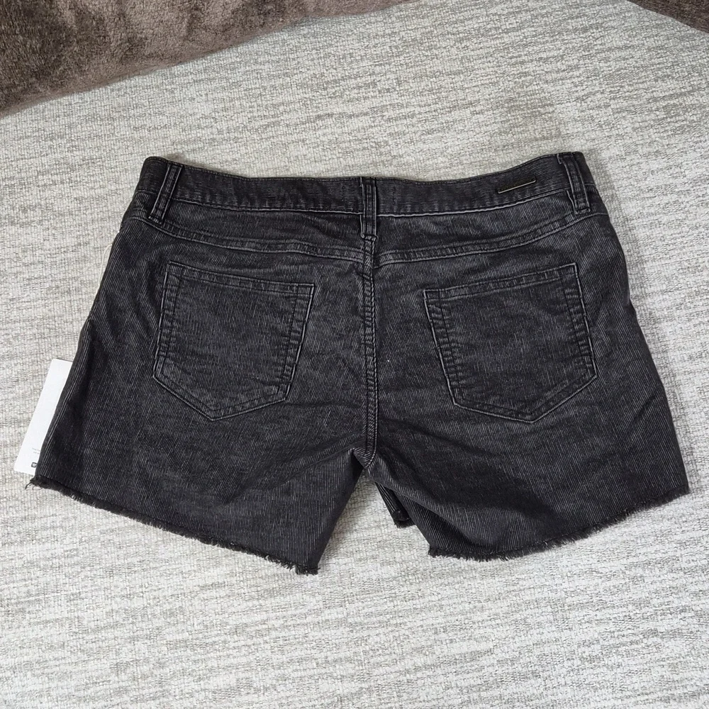 Women's Carve Design Oahu Black Shorts NWT - Picture 2 of 7